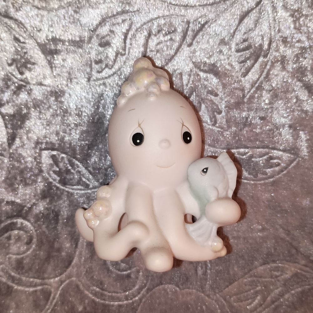 Vintage Precious Moments I Only Have Arms For You Octopus W/Fish Figurine 527769